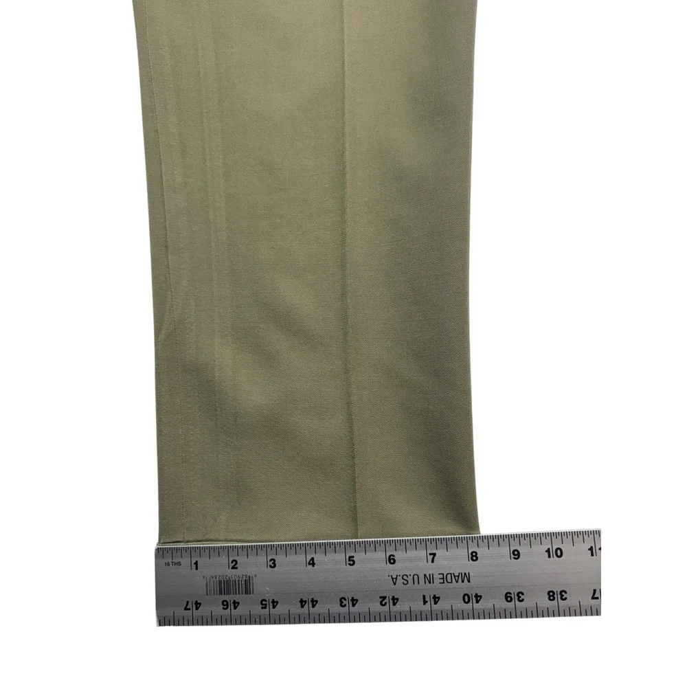 Eddie Bauer waist has